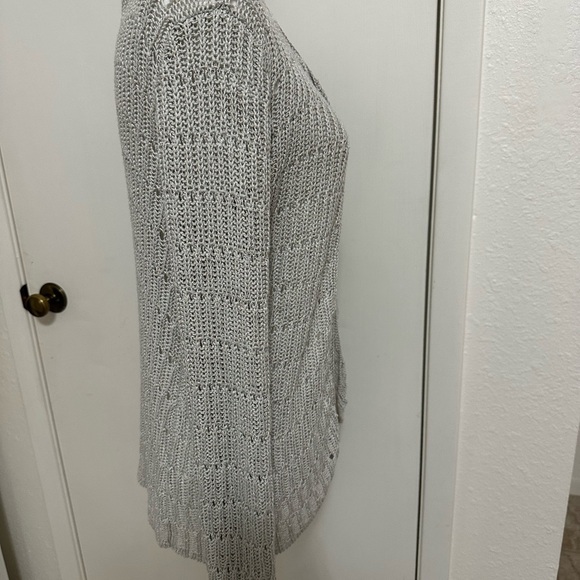 Chico’s Women’s Crochet Gray open front cardigan Sz L - Picture 4 of 5